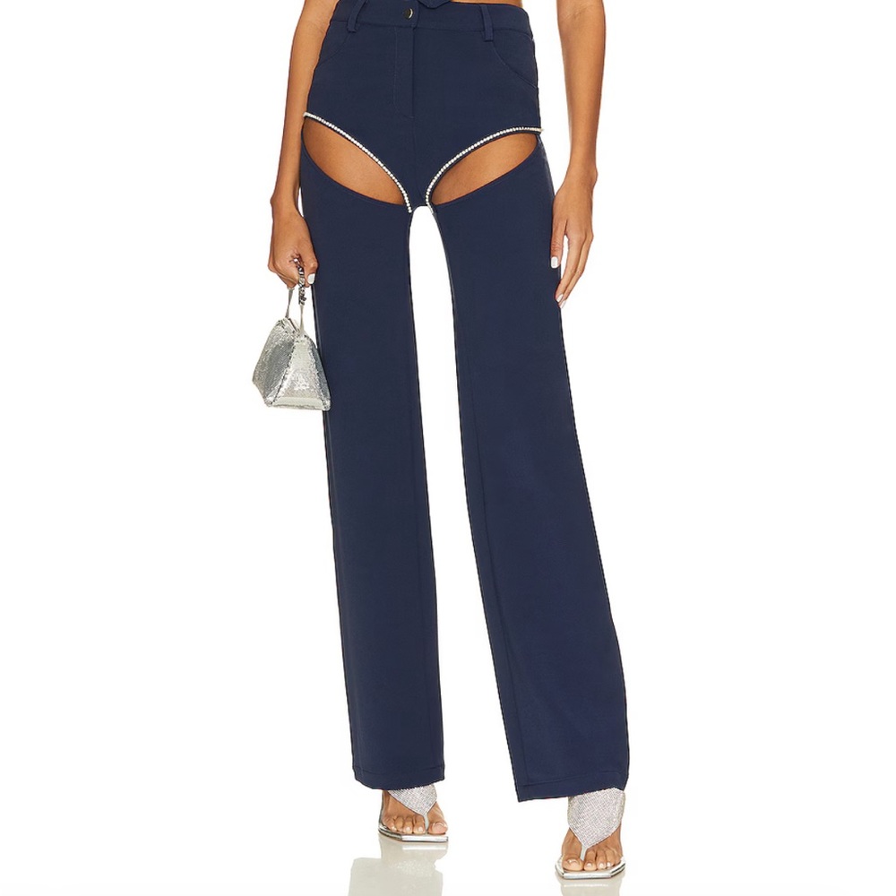 NWT Elizabeth Cut Out Pants in Navy
Camila Coelho